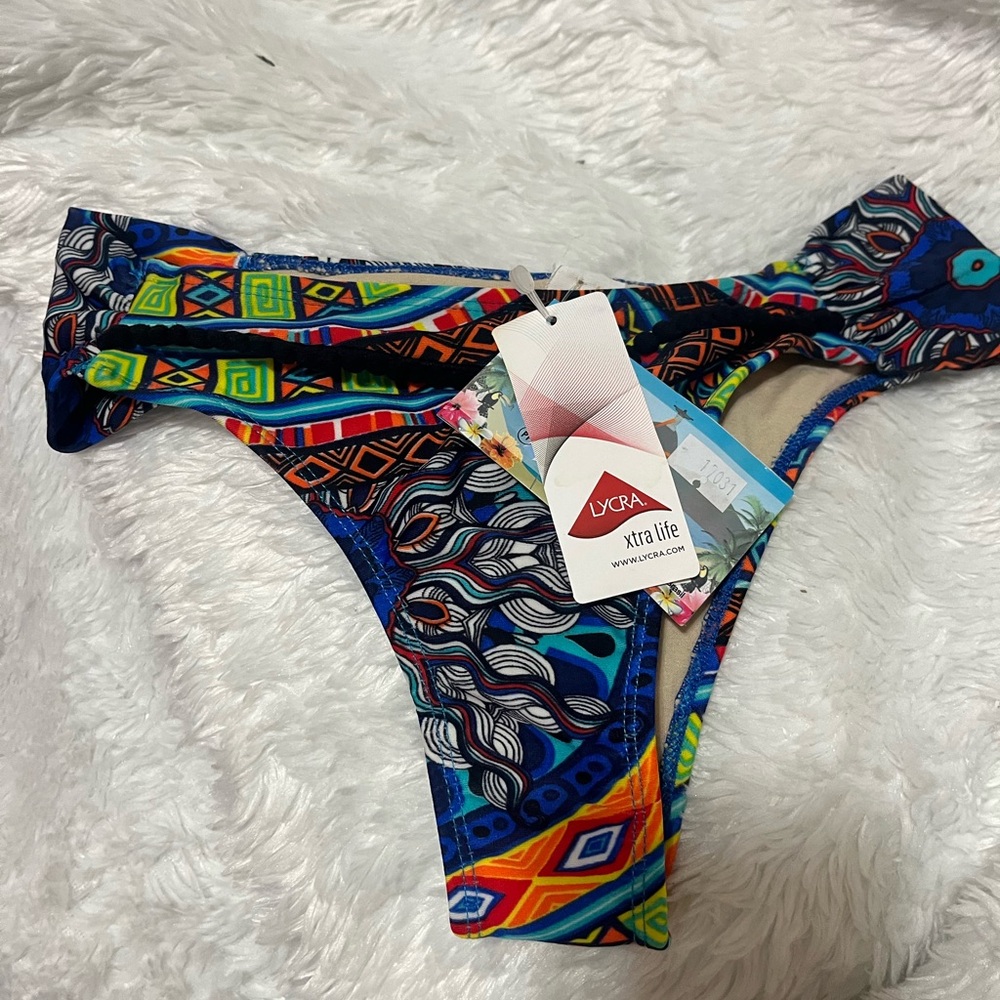 Sol da barra Brazilian colorful bikini button size M